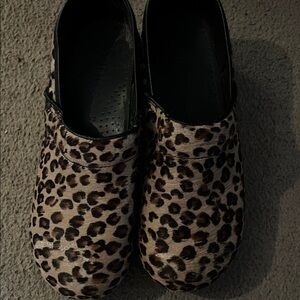 Leopard Print Clogs